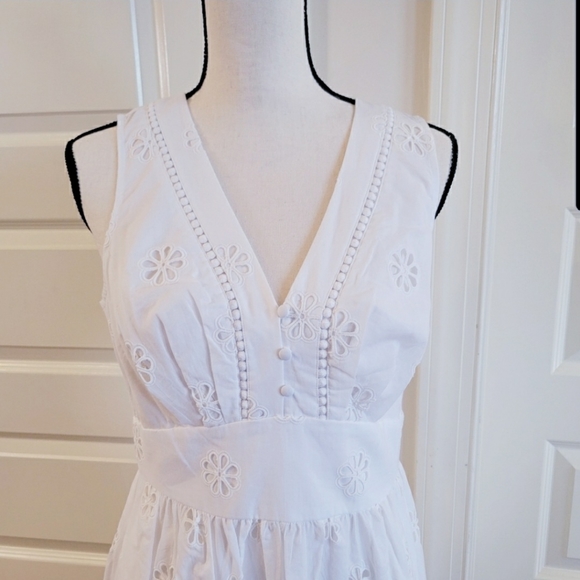 Kate Spade BNWOT Clover Eyelet Minidress - Picture 3 of 7